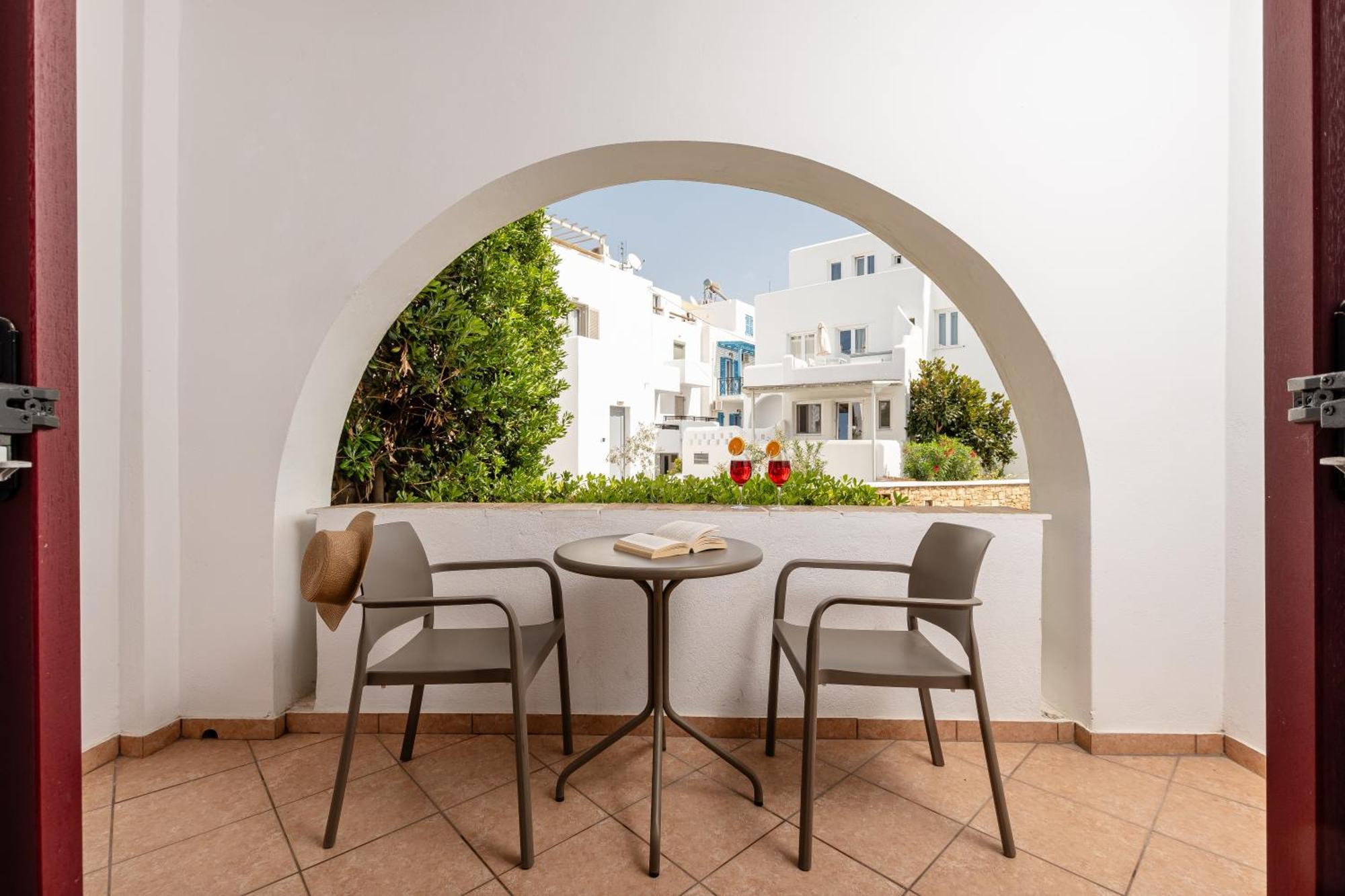 מלון Naxos Naxos City